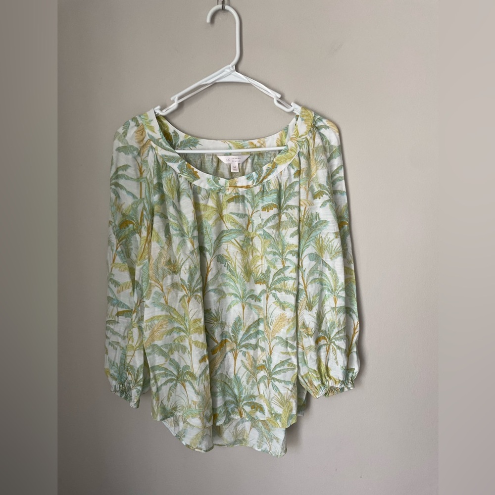 LC Lauren Conrad Summer Palm Tree Print Long Sleeve Blouse Size Medium